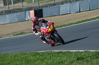 brands-hatch-photographs;brands-no-limits-trackday;cadwell-trackday-photographs;enduro-digital-images;event-digital-images;eventdigitalimages;no-limits-trackdays;peter-wileman-photography;racing-digital-images;trackday-digital-images;trackday-photos